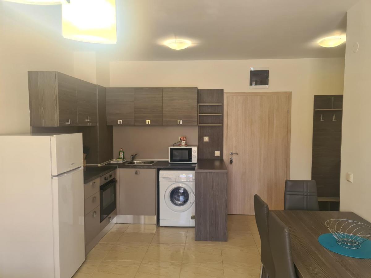 Private Apartment In Star Dreams Complex Sveti Vlas Eksteriør bilde